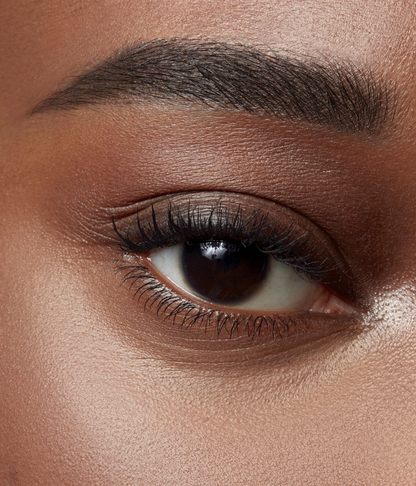 la-bouche-rouge-paris-le-s-rum-sourcils-mascara-sourcils-transparent-fixant-verr image 5
