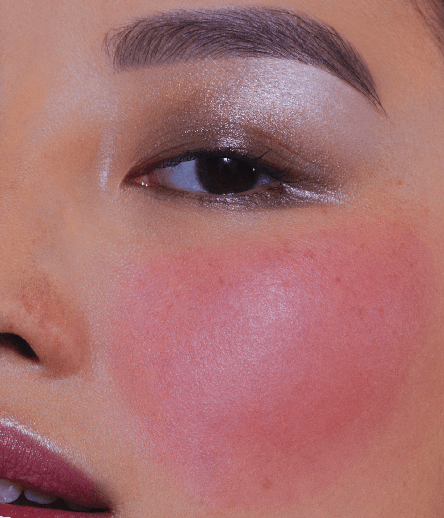 la-bouche-rouge-paris-accord-clatant-stick-blush-neon-rose-et-rouge-l-vres-rose- image 5