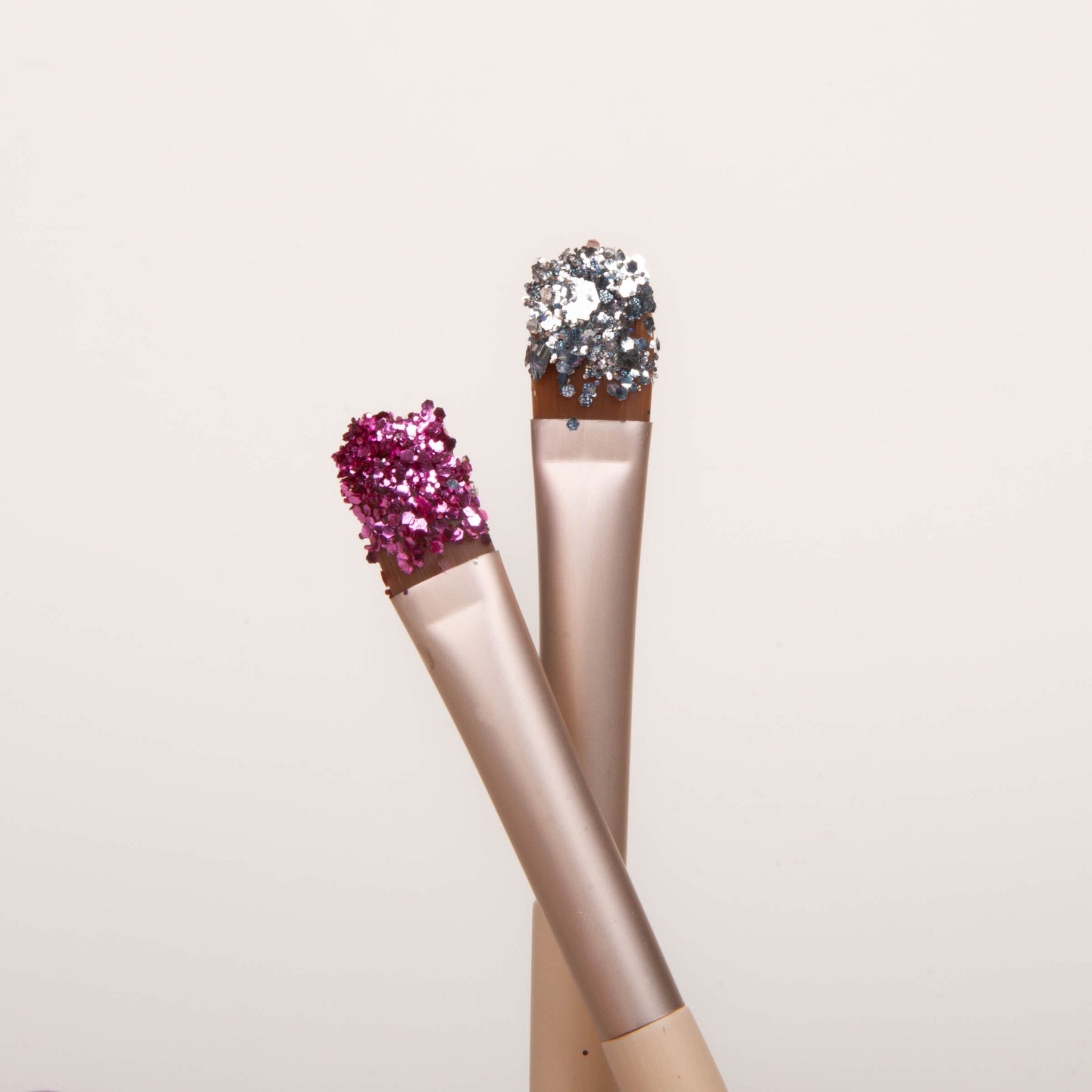 charlotte-bio-pinceau-paillettes-applicateur-face-glitters image 3