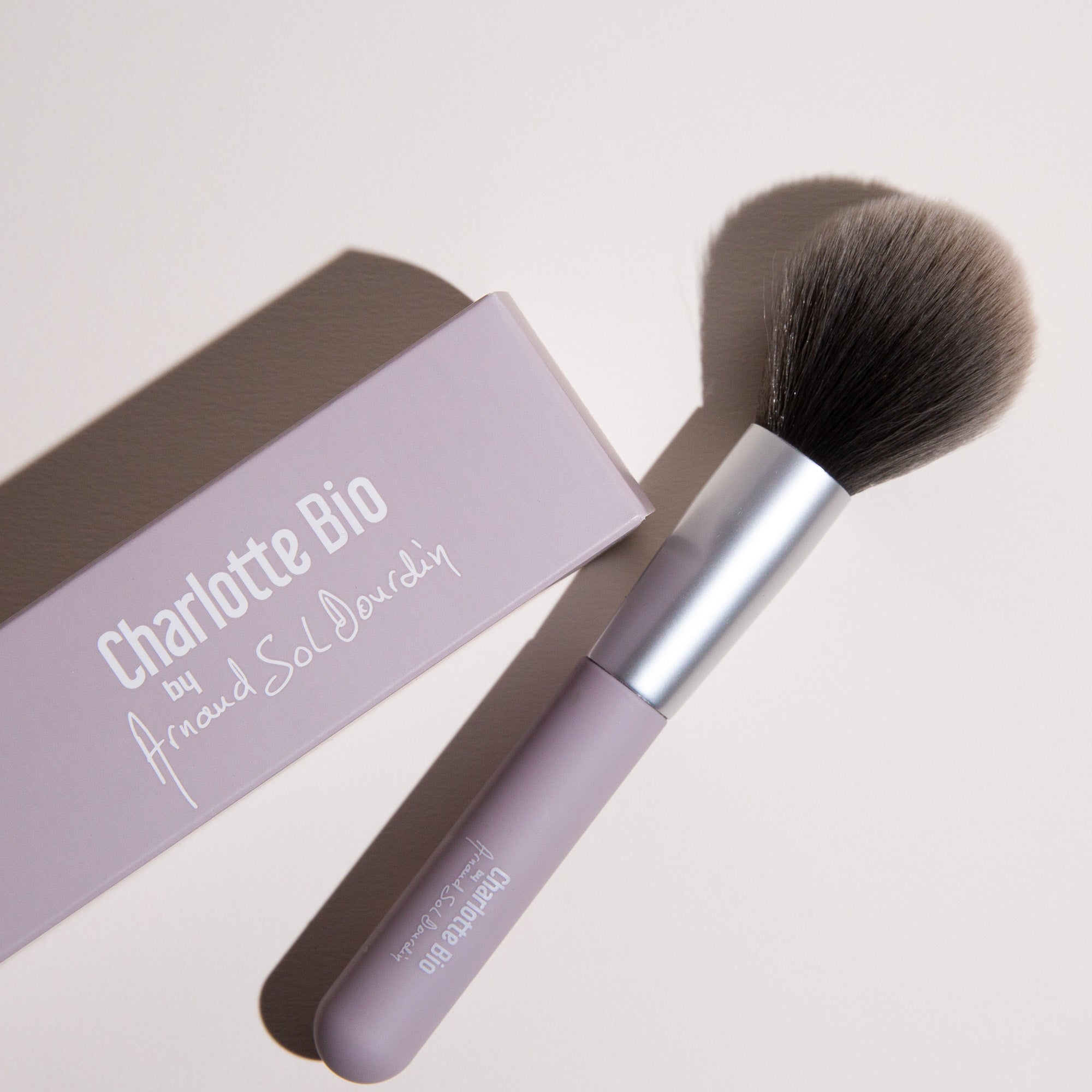 charlotte-bio-pinceau-filtre-pastel-application-exclusive image 4