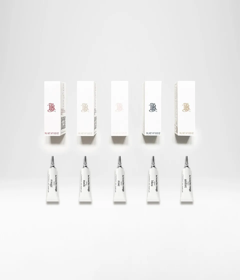 la-bouche-rouge-paris-le-coffret-d-couverte-extraits-de-parfum-upcycl-s-et-recha image 1