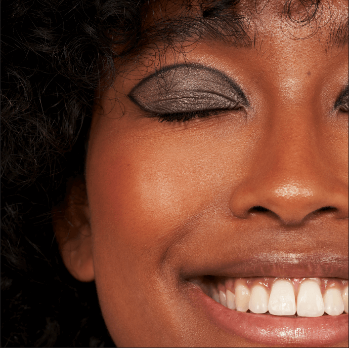 charlotte-bio-crayon-yeux-bio-cr-meux-10-teintes image 2