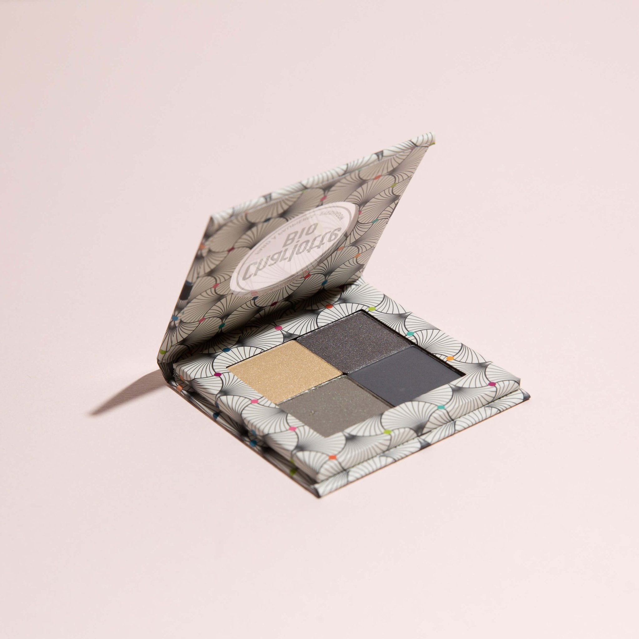 charlotte-bio-palette-4-fards-paupi-res-bio-silver-smokey image 3