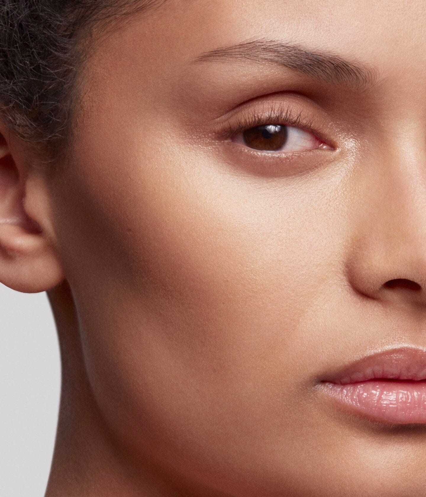 la-bouche-rouge-paris-la-terre-poudre-de-soleil-bronzer-naturel-rechargeable-3-t image 8