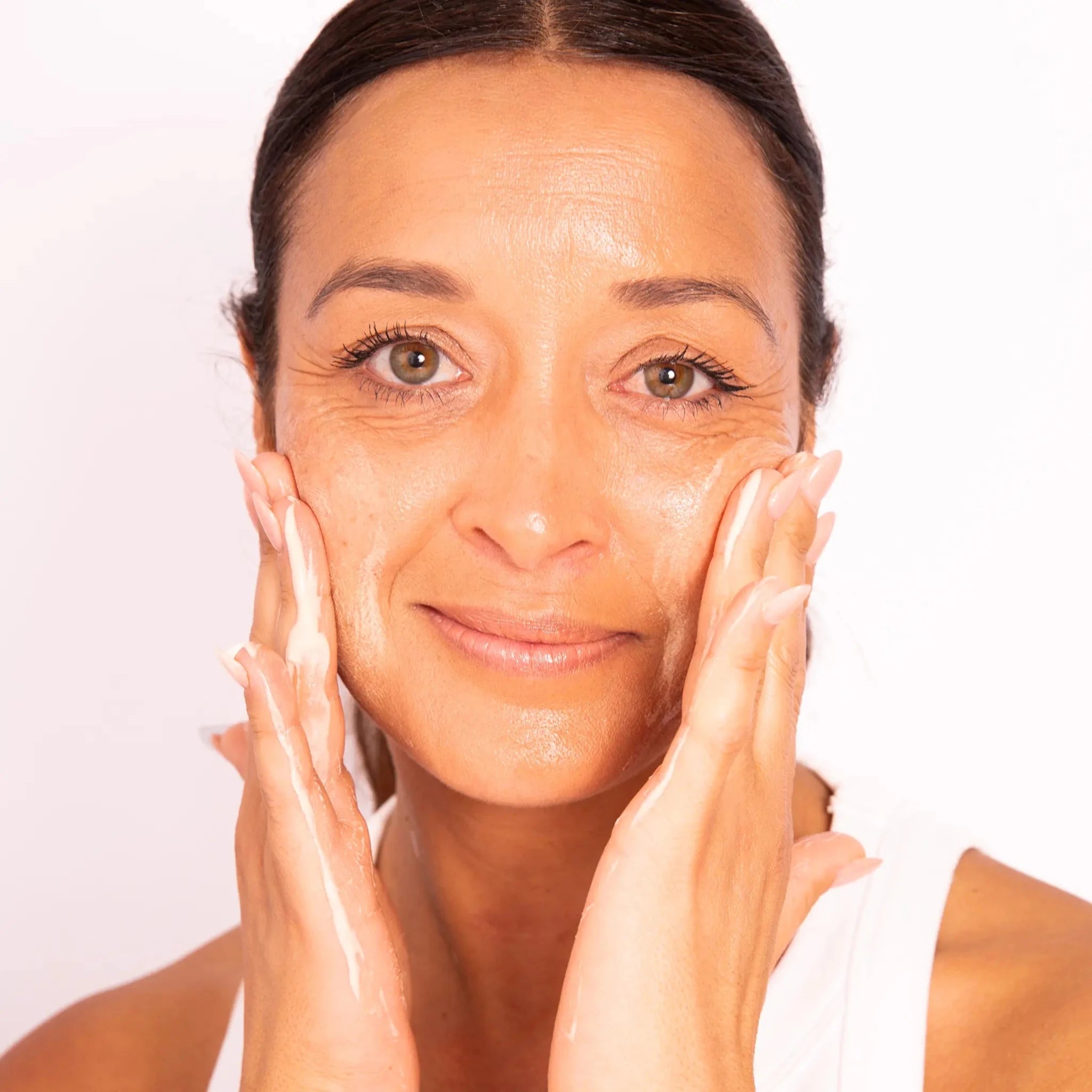 charlotte-bio-cr-me-nettoyante-visage-clat-bio image 2