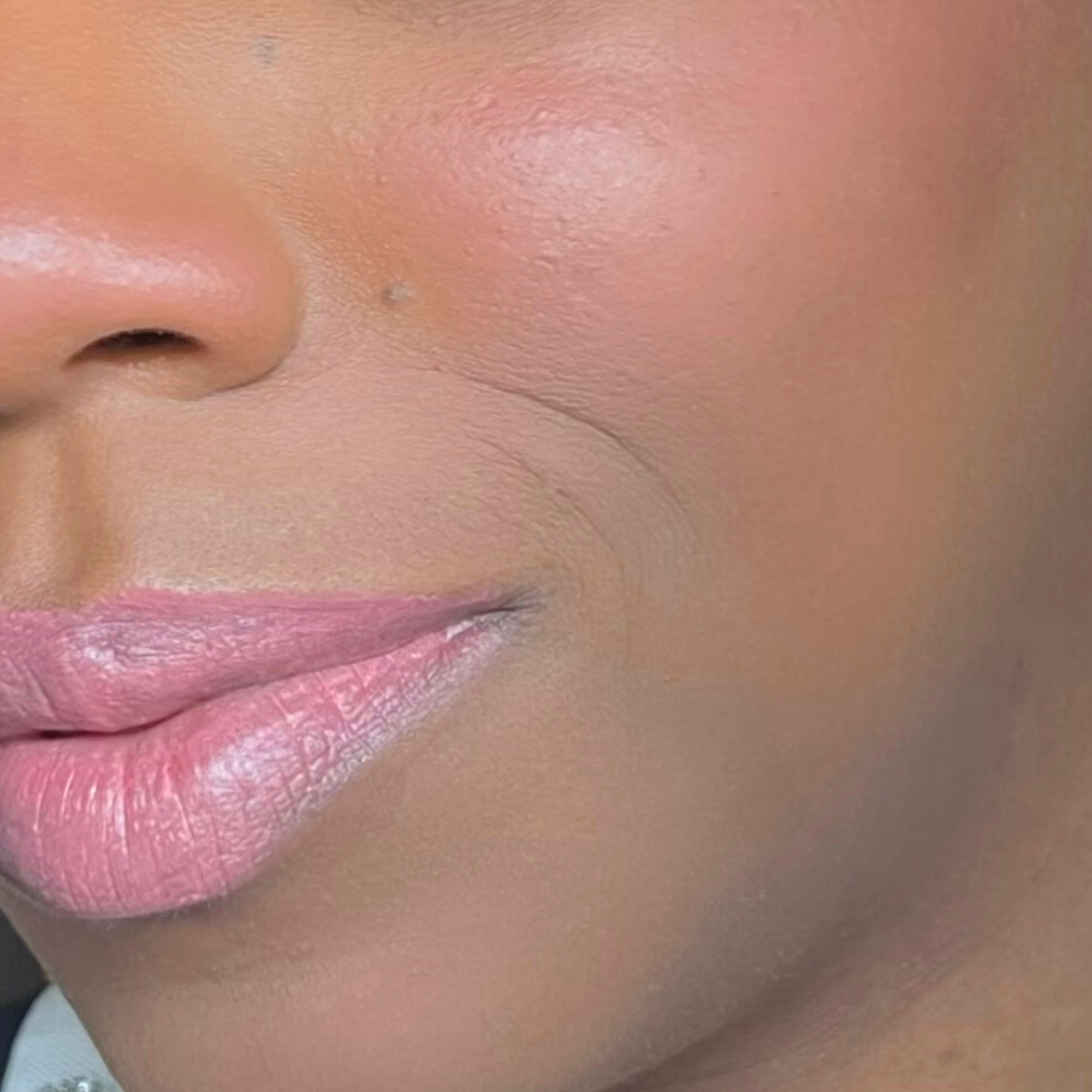 all-tigers-lips-blush-533-rose-duo-blush-cr-me-et-rouge-l-vres-vegan-rose image 4