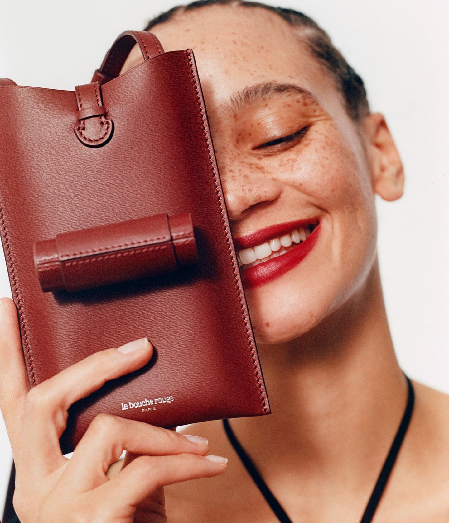 la-bouche-rouge-paris-le-sac-21-bandouli-re-cuir-pour-rouge-l-vres image 6